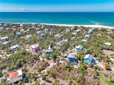 Exceptional Double-Lot Island Retreat! Ideally positioned on a - photo 50