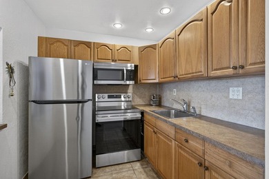 Welcome to this beautiful well-maintained 2nd- floor,1BR/1BA - photo 3