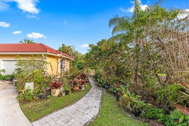 Welcome to this exceptional waterfront residence in the - photo 12