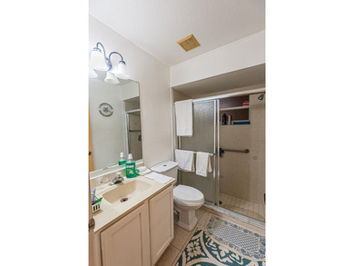 Welcome home! Spacious 2,657 sq ft home under air, 4/3/2 layout - photo 13