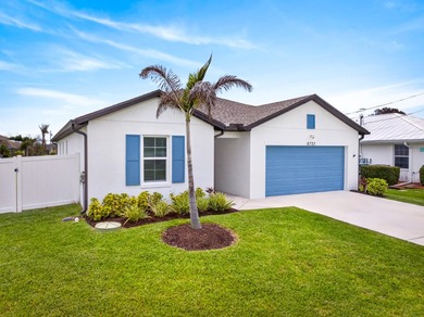Welcome to this beautifully maintained home featuring 4 bedrooms - photo 2