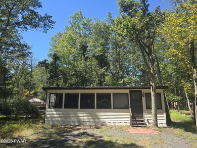 Shohola Lake Home For Sale in Shohola Pennsylvania