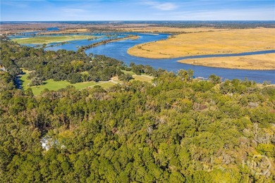Nestled on 2.78 private, wooded acres, this exceptional estate - photo 8