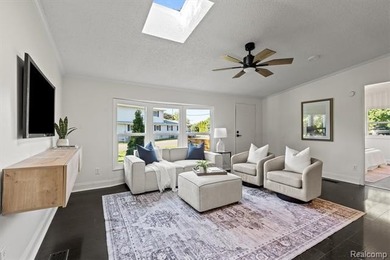 Move-in ready and loaded with updates - this charming Keego - photo 3