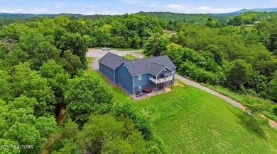 What a LAKEFRONT home awaits its proud new owners!! Viewers can - photo 5