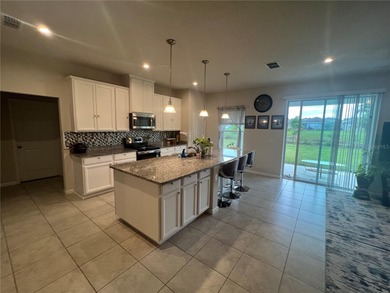 Welcome to this beautifully maintained 4-bedroom, 3-bathroom - photo 2