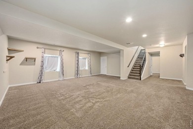 Welcome home to this beautifully appointed 5-bedroom, 3-bath - photo 29