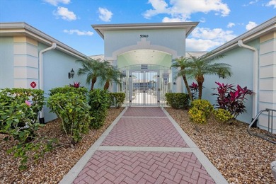 First floor, end unit, updated and upgraded, Turnkey Furnished 2 - photo 31
