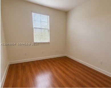 Spacious 3-bedroom, 3.5-bathroom townhome located in the - photo 3