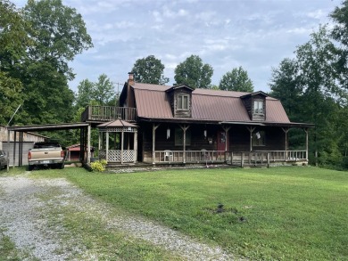 (private lake, pond, creek) Home For Sale in Roundhill Kentucky