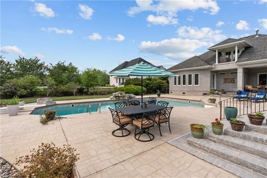 Set in the Estates on the Lynnhaven in Great Neck Point, one of - photo 9