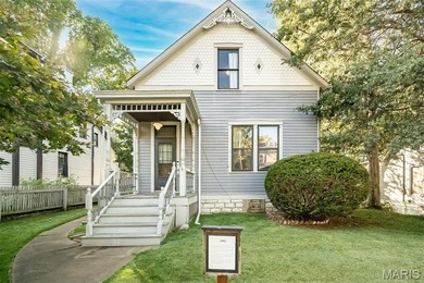 (private lake, pond, creek) Home Sale Pending in Saint Charles Missouri