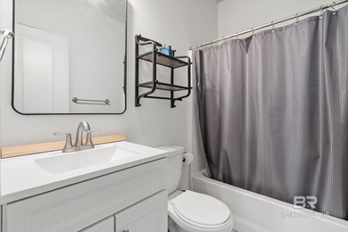 Beautifully updated 4-bedroom, 3.5-bath home located on the - photo 14