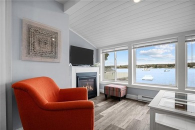Welcome to your idyllic waterfront retreat at 67 Cedar Ave in - photo 17