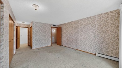 Perfectly situated in the sought-after Five Oaks building, this - photo 25