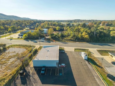 Back building offers over 7800 sq ft of open space. It is