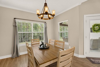 Welcome to this thoughtfully designed and well-maintained - photo 11