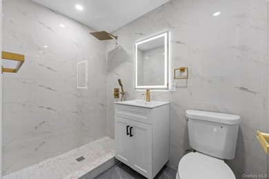 Experience modern living at its finest in this stunning newly - photo 12
