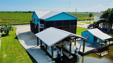 Waterfront Retreat with Guest Cottage & Direct Calcasieu Lake - photo 23