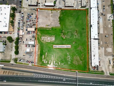 Great visibility and accessibility at the SPID and Crosstown - photo 1