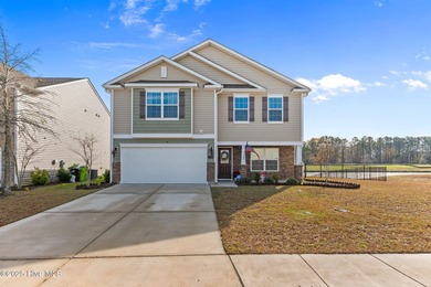 Lake Home For Sale in New Bern, North Carolina
