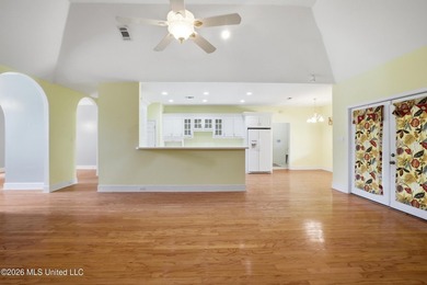 Welcome to the home you've been waiting for--where coastal charm - photo 19