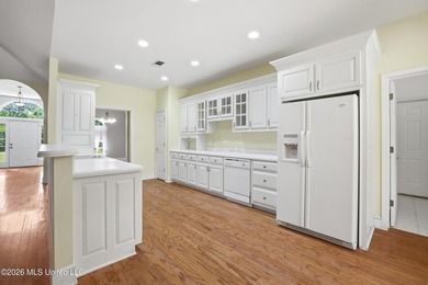 Welcome to the home you've been waiting for--where coastal charm - photo 21