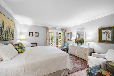 Beautifully appointed 1st-floor 2BR split floor plan residence - photo 22