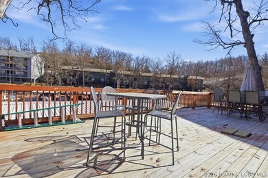 Your cozy lake retreat awaits. This 1 bed 1 bath condo located - photo 23