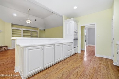 Welcome to the home you've been waiting for--where coastal charm - photo 24