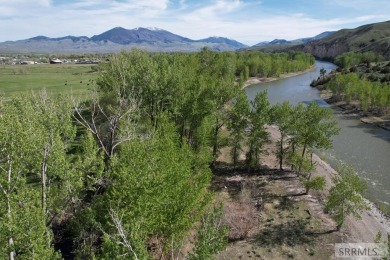 Lake Acreage Sale Pending in Salmon, Idaho