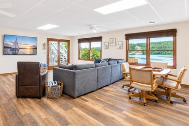 NEW LISTING! Welcome to 401 Lakeview Heights Drive, an Apple - photo 42