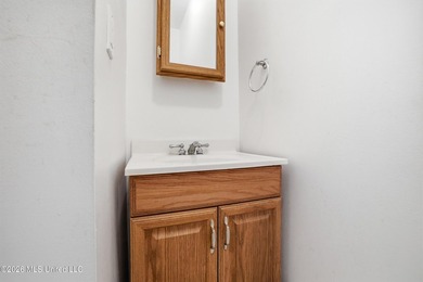 Welcome to the home you've been waiting for--where coastal charm - photo 43
