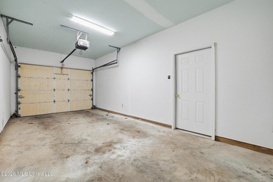 Welcome to the home you've been waiting for--where coastal charm - photo 46