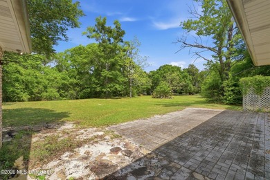 Welcome to the home you've been waiting for--where coastal charm - photo 50
