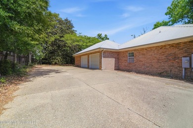 Welcome to the home you've been waiting for--where coastal charm - photo 51