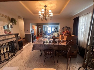 Well maintain three-bedroom house with a full finish attic as a - photo 7