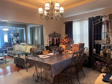 Well maintain three-bedroom house with a full finish attic as a - photo 8