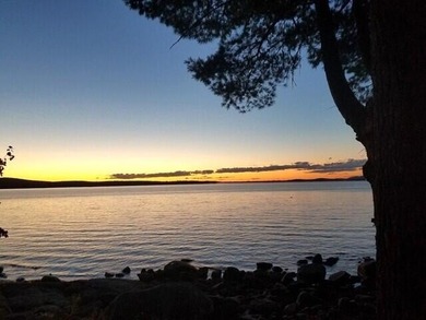 Welcome to your dream waterfront property nestled on the serene - photo 3
