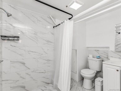 Welcome to 264 Emerson Avenue, Bronx, NY 10465! This is a - photo 11