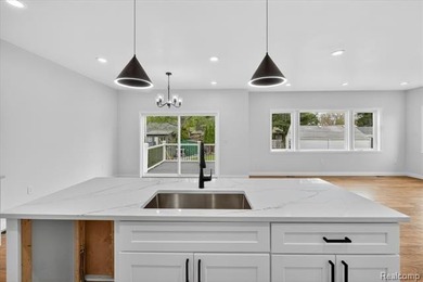 NOW OFFERING LAND CONTRACT TERMS! Stunning new construction - photo 14
