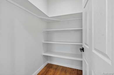 NOW OFFERING LAND CONTRACT TERMS! Stunning new construction - photo 17