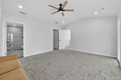 NOW OFFERING LAND CONTRACT TERMS! Stunning new construction - photo 33