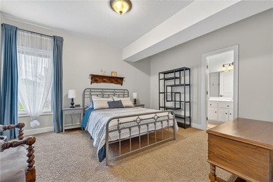 Welcome to the highly sought-after Summerset community, ideally - photo 36