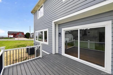 NOW OFFERING LAND CONTRACT TERMS! Stunning new construction - photo 41