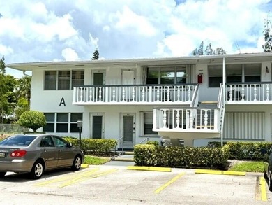 Immaculate second floor, partially furnished, one bedroom one - photo 2
