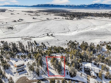 Located just beyond Jussilo Bow Pond, this exceptional estate - photo 2