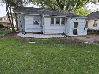 Recently updated home on Main st. in Warsaw on a full unfinished - photo 13