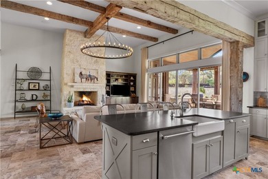 A rare offering, this custom modern ranch estate, set on 15.41 - photo 13