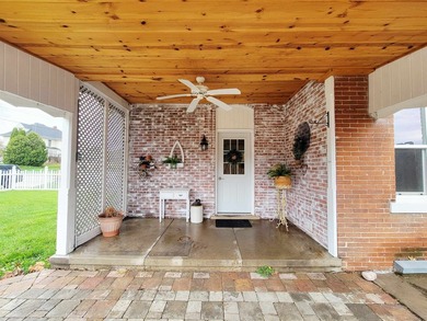 Welcome to 108 N 4th St Bellevue, a second empire style - photo 14